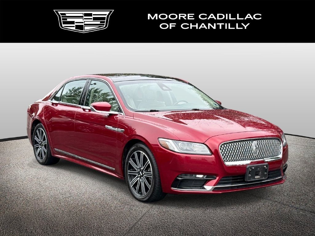 Used 2017  Lincoln Reserve image 1