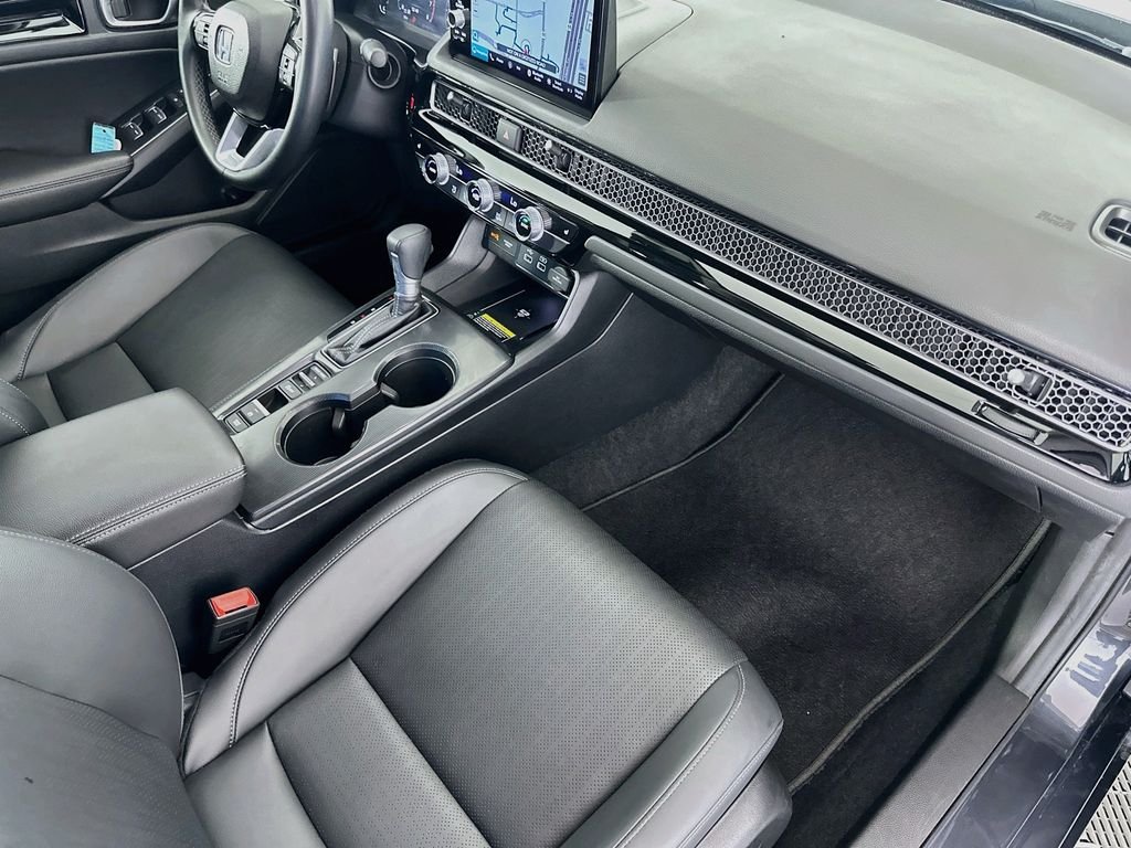 2024 Honda Civic Touring - Photo 29