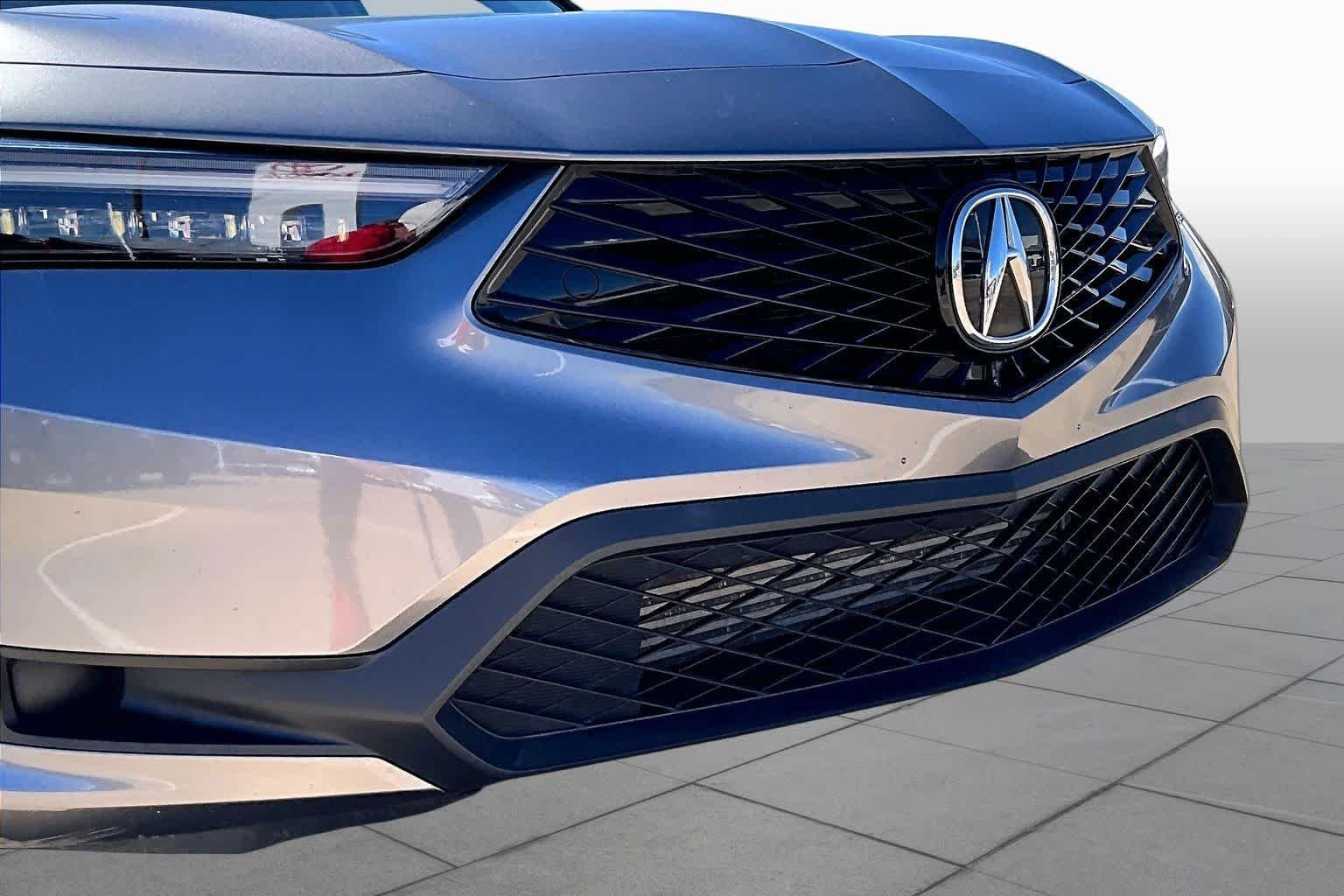 Used 2024 Liquid Carbon Metallic Acura  image 29