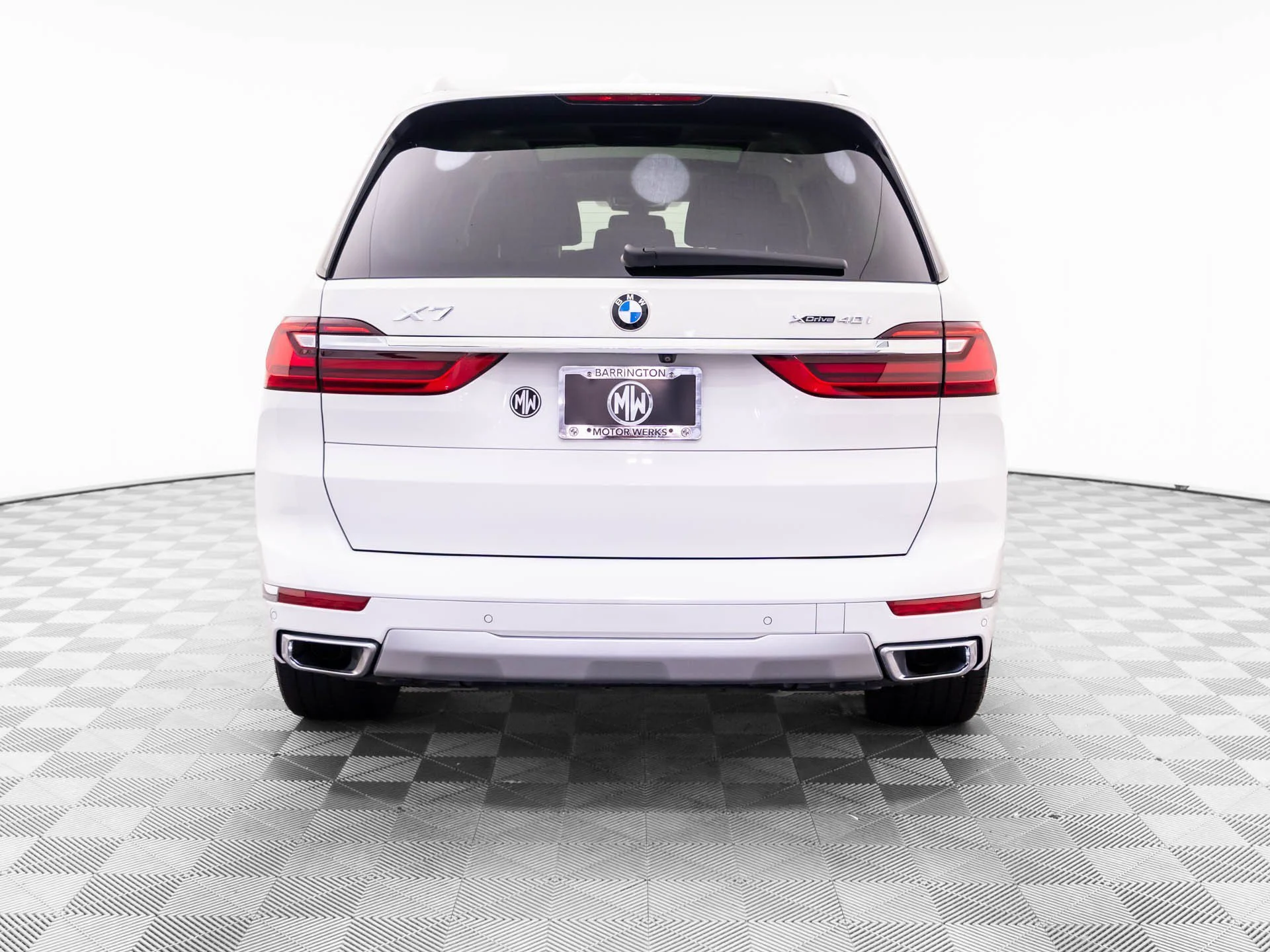 Used 2020 White BMW xDrive40i image 5