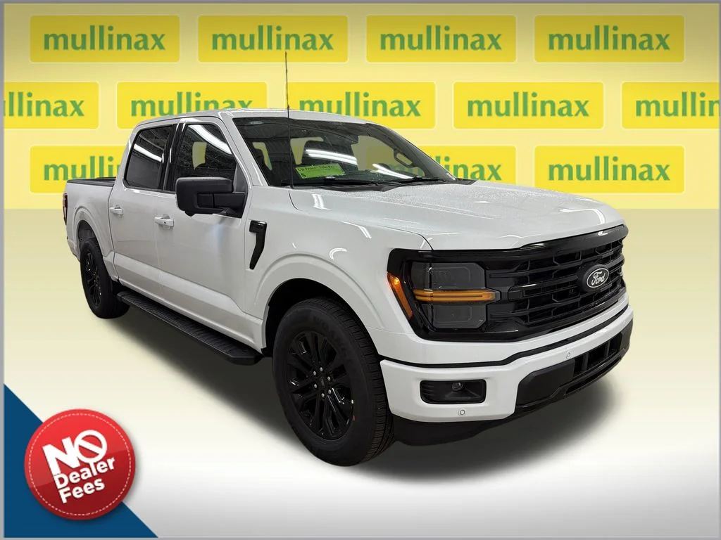 New 2026 White Ford XLT image 1