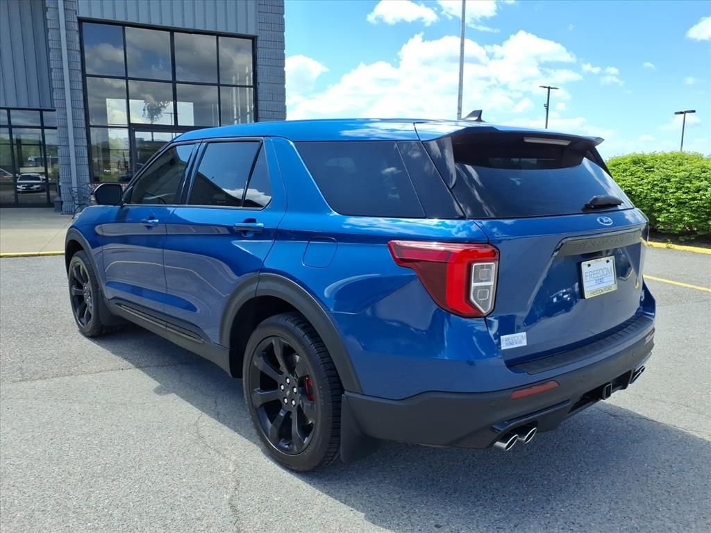 Used 2022 Blue Metallic Ford ST image 3