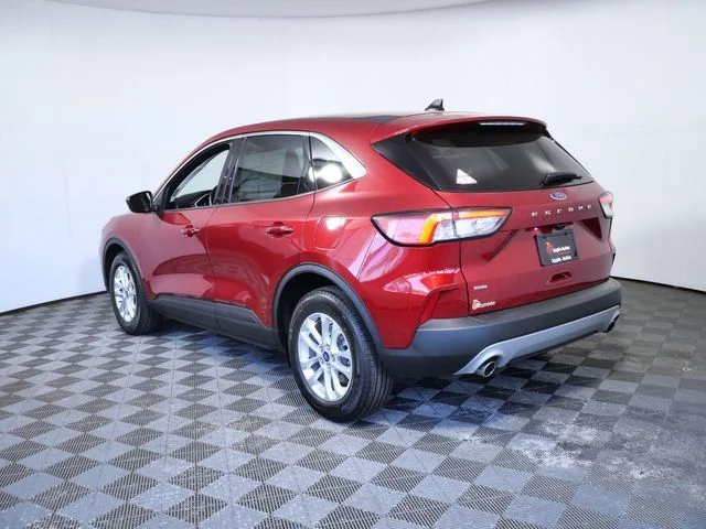 Certified Used 2022 Red Ford SE image 6