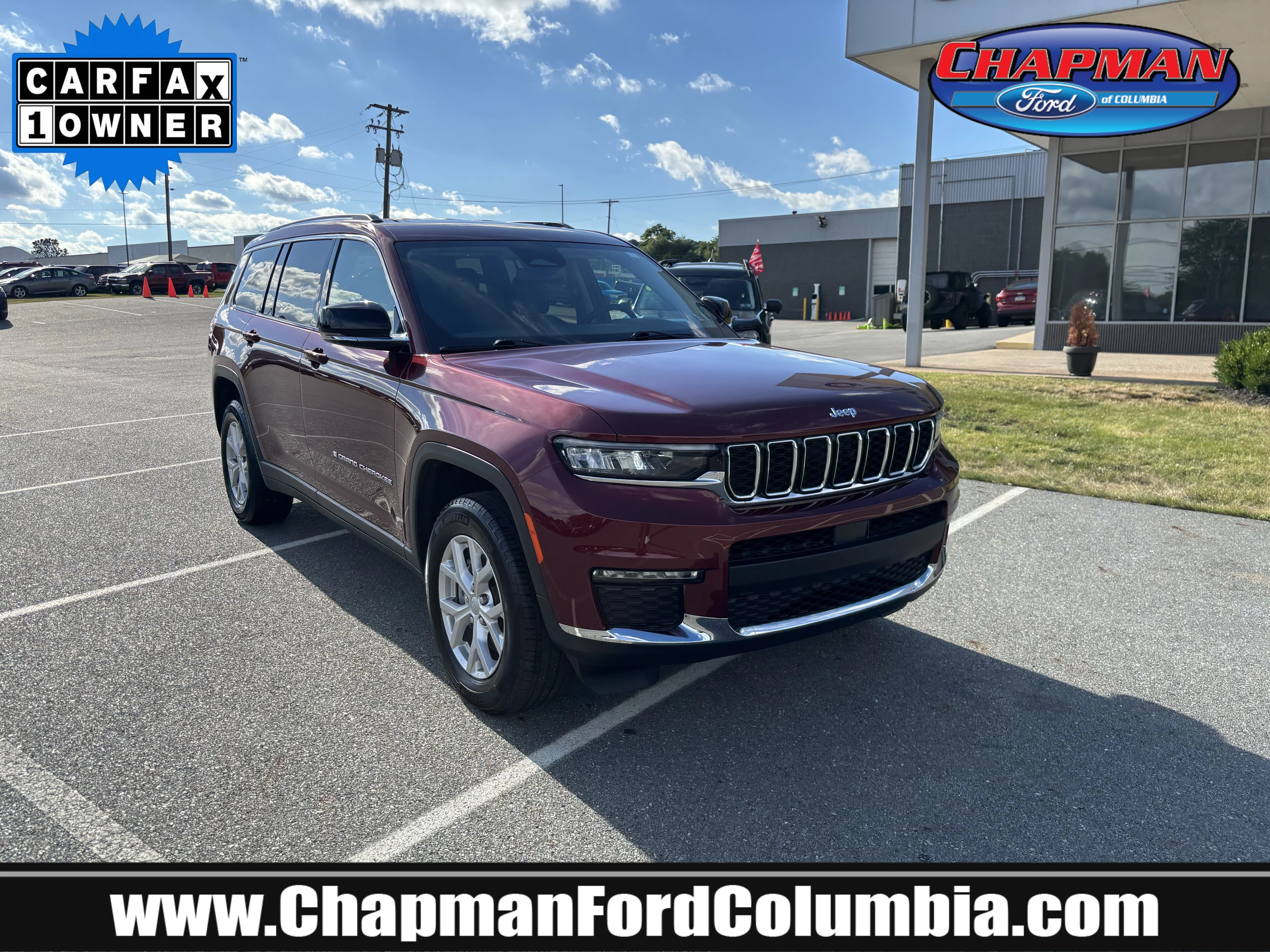 Used 2024 Velvet Red Pearlcoat Jeep Limited image 1