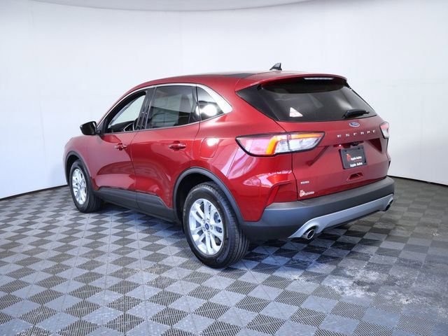 Certified Used 2022 Red Ford SE image 6