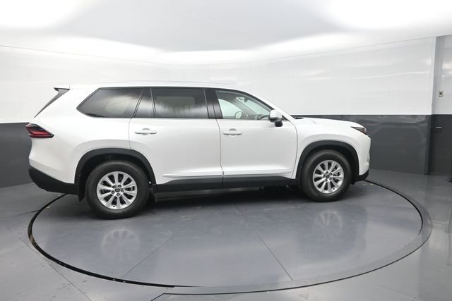 Used 2026 Beige Toyota XLE image 14