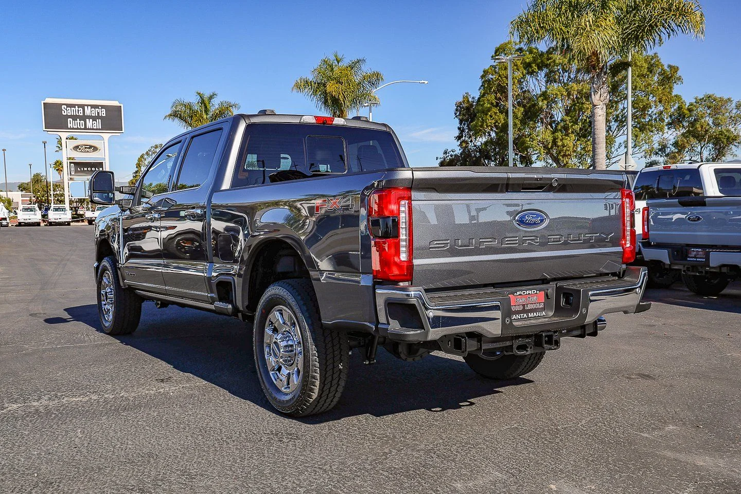 New 2026 Carbonized Gray Metallic Ford F-350® Lariat® image 9