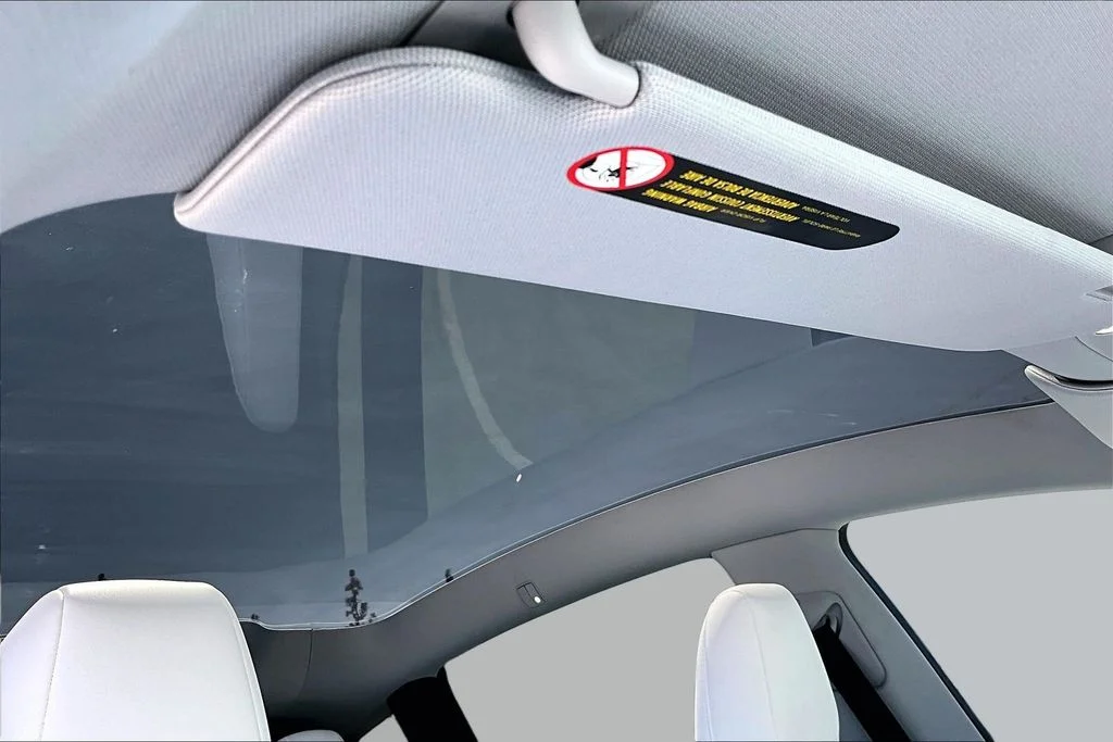 Used 2026 White Tesla Premium image 25