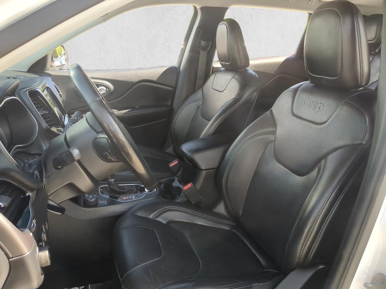 Used 2019 Bright White Clearcoat Jeep Limited image 16