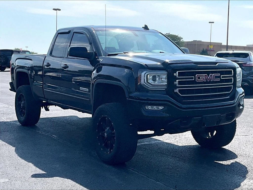 Used 2018 Black GMC Base image 2
