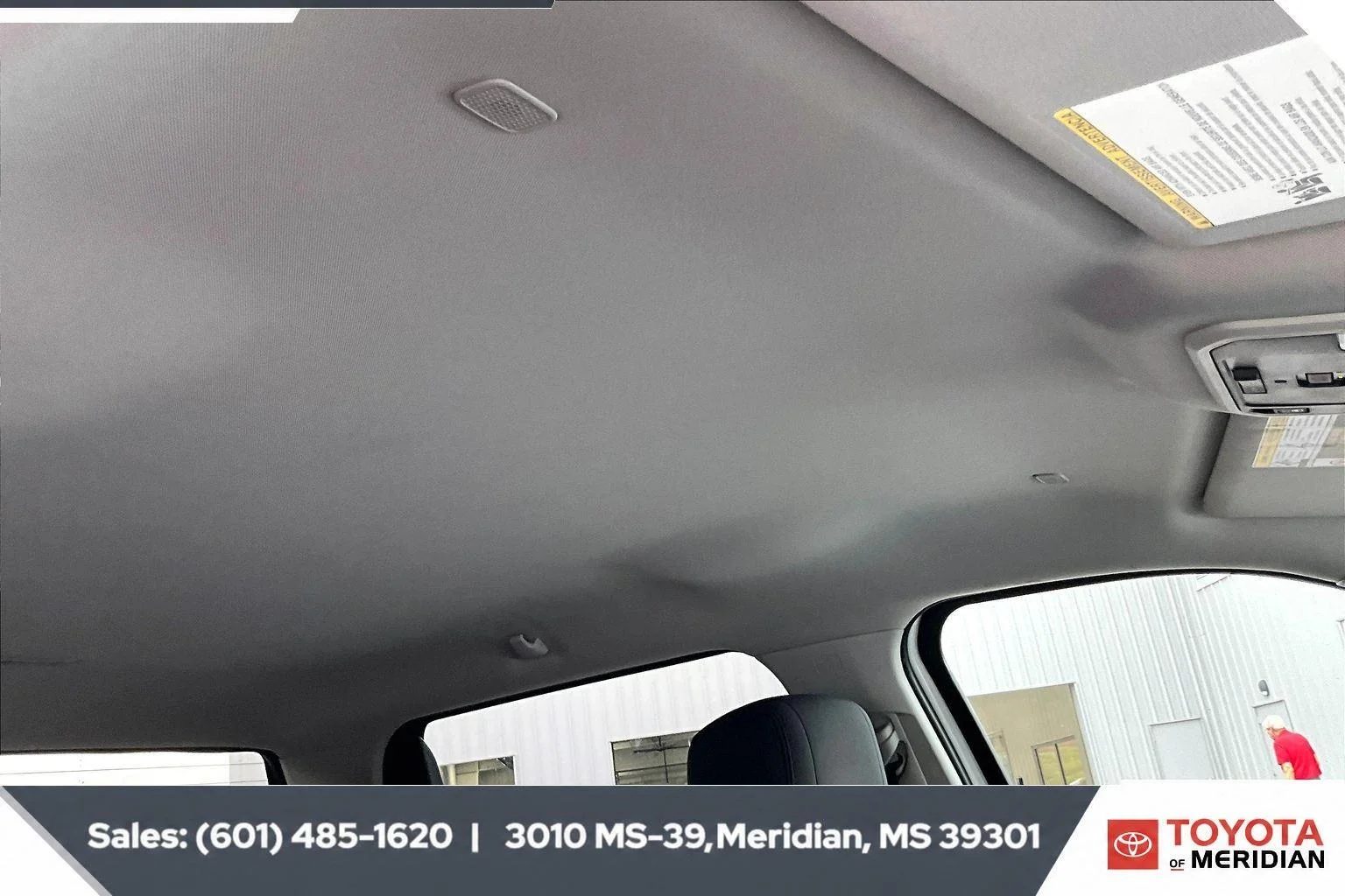 Used 2023 Ice Cap Toyota SR5 image 16