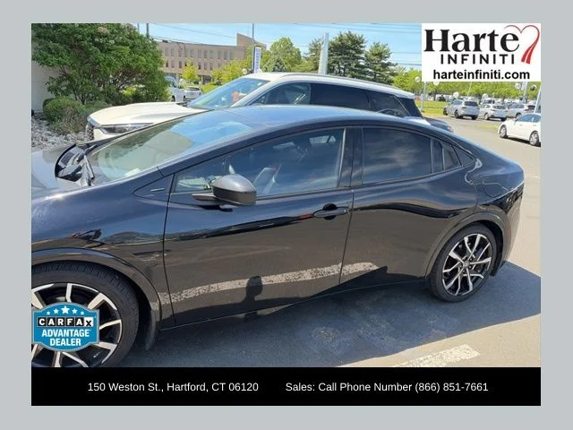 2026 Toyota Prius XSE Premium's photo