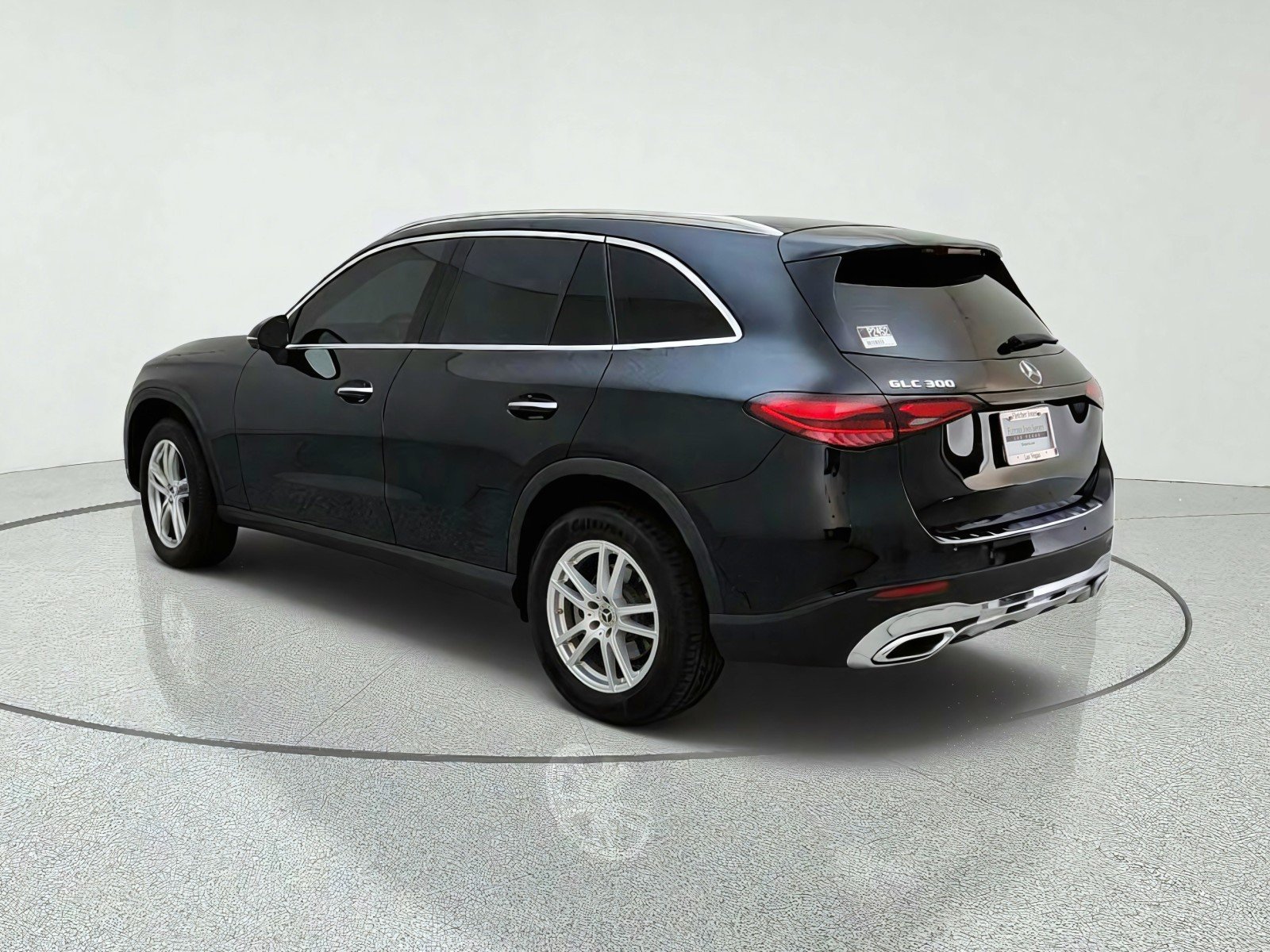 Used 2023 Black Mercedes-Benz GLC 300 image 12