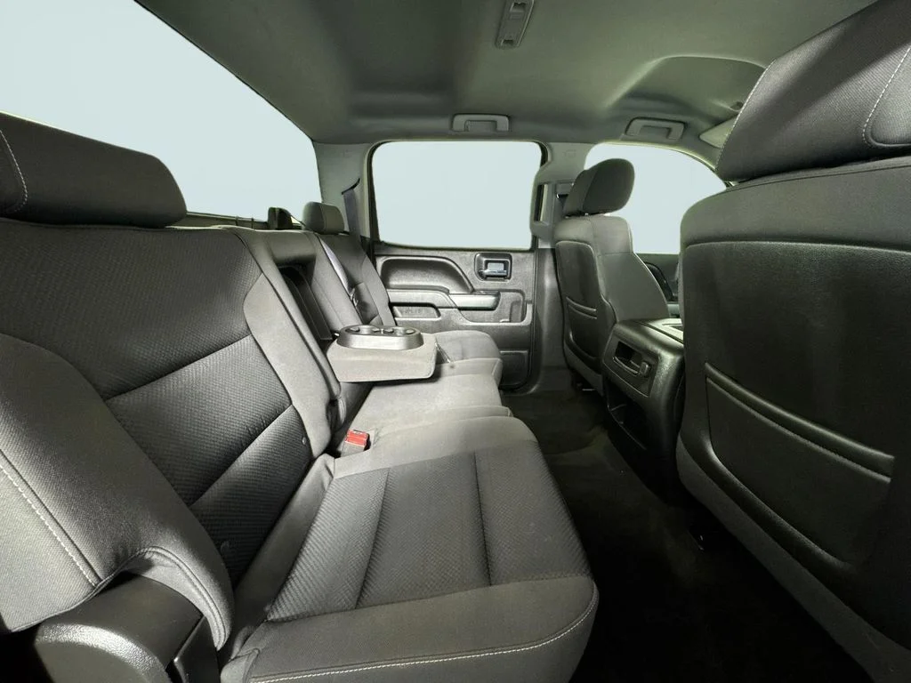 Used 2015 White Chevrolet LT image 14