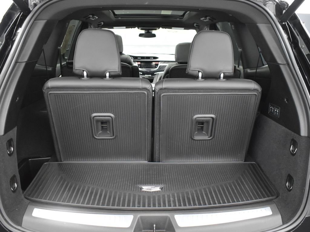 2024 CADILLAC XT6 - Image 9