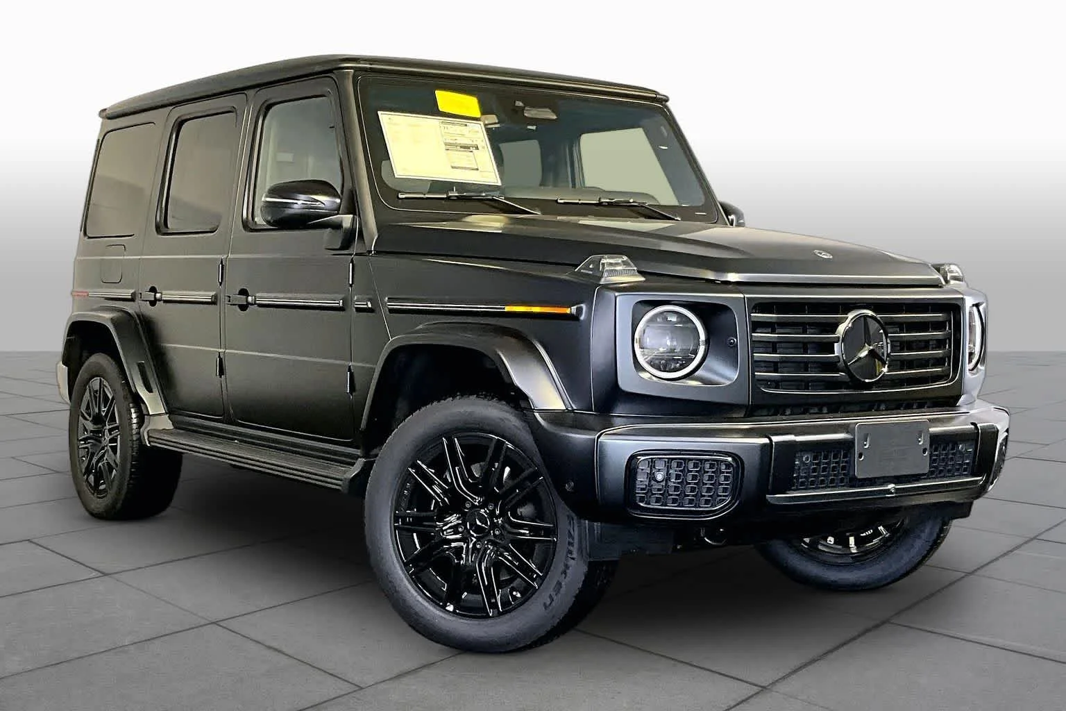 New 2027 MANUFAKTUR Night Black Magno Mercedes-Benz G 580e image 17