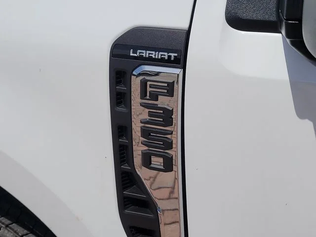 New 2026 Oxford White Ford Lariat image 9