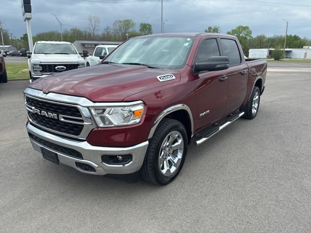 2023 RAM 1500 Big Horn/Lone Star 4x4 Crew Cab 5'7's photo