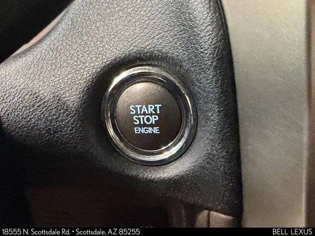 Certified Used 2021  Lexus 460 image 31
