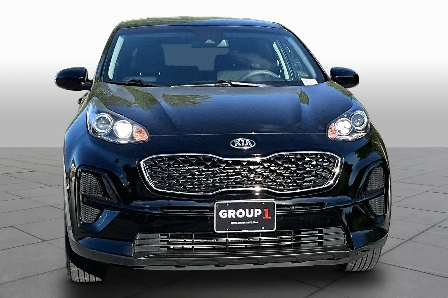 Certified Used 2020 Black Cherry Pearl Kia LX image 6
