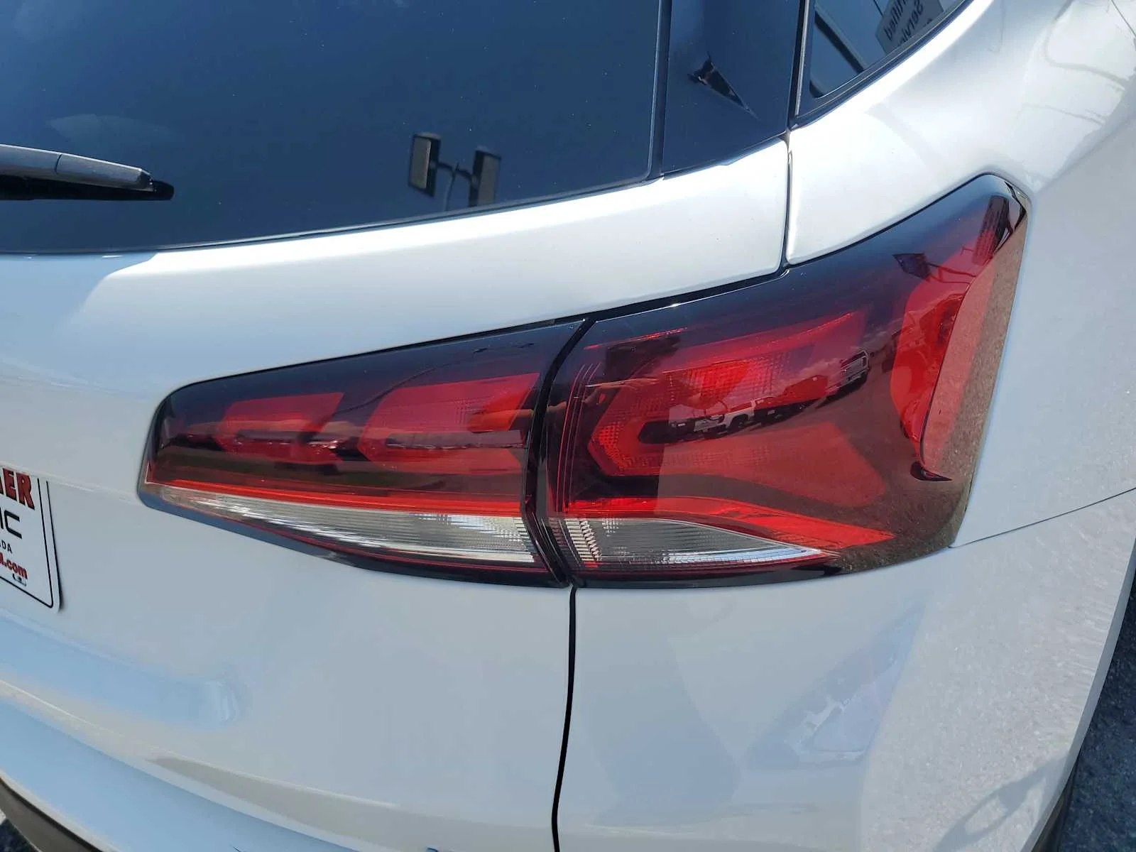 Used 2024 Summit White Chevrolet LT image 14