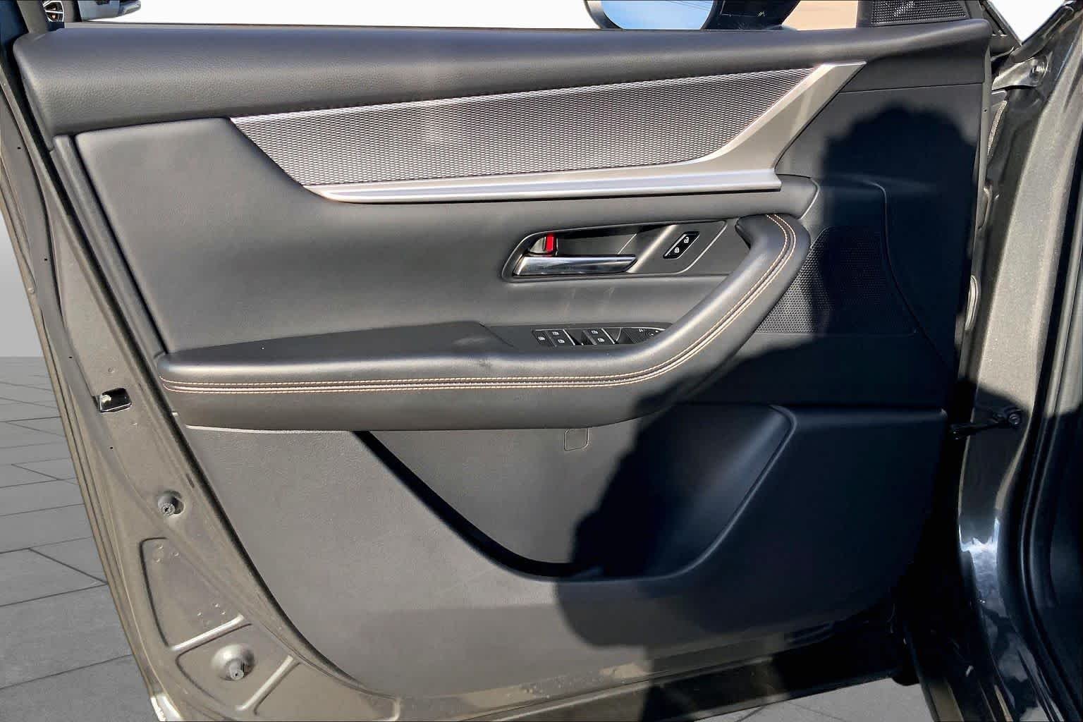 Used 2025 Machine Gray Metallic Mazda Preferred Package image 22