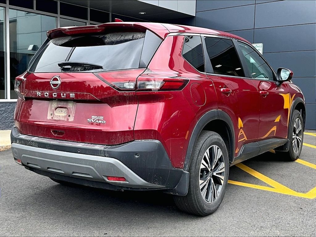 Used 2023 Red Nissan SV image 4