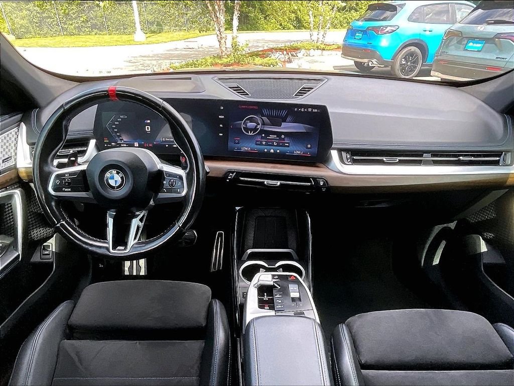 Used 2024 Blue BMW M35i image 21
