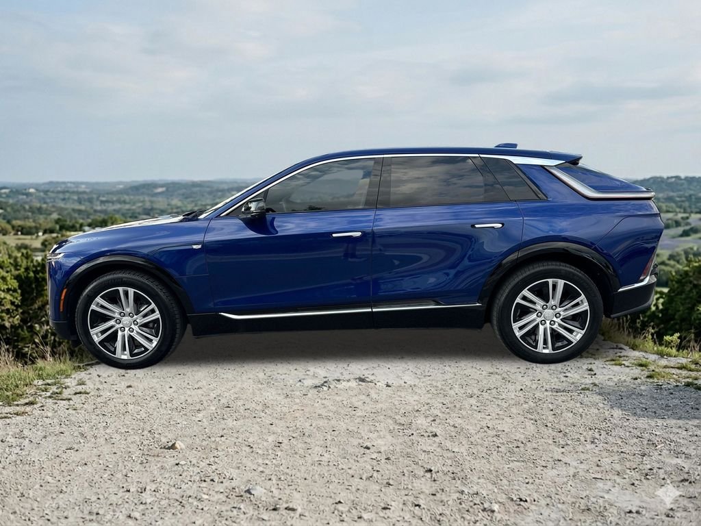 Used 2024 Cadillac LYRIQ Tech with VIN 1GYKPMRL9RZ114476 for sale in Austin, TX