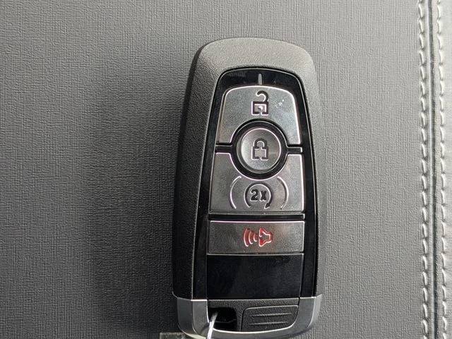 New 2026 Avalanche Gray Ford Outer Banks® image 30