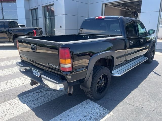 Used 2002 Black Chevrolet LS image 3