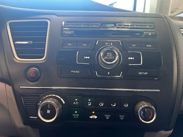 Used 2014 Silver Honda LX image 13