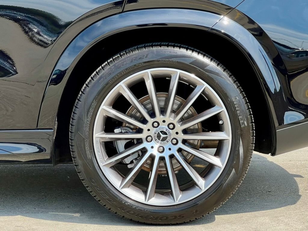 Certified Used 2024 Black Mercedes-Benz GLE 450 image 12