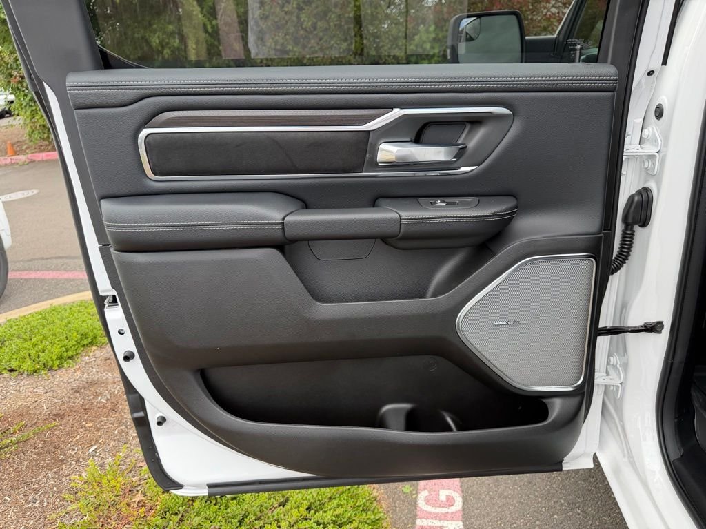 New 2026 Bright White Clear-Coat Exterior Paint RAM Laramie image 30