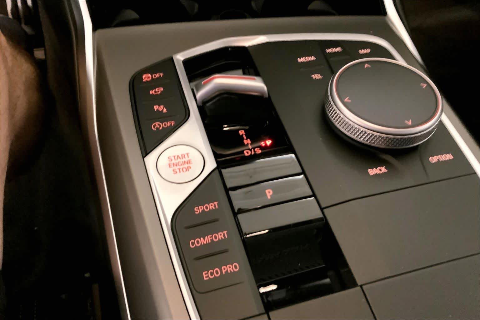 New 2026 Dravit Grey Metallic BMW 330i xDrive image 7