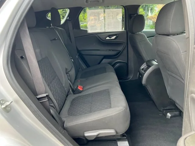 Used 2020 Silver Ice Metallic Chevrolet LT image 10