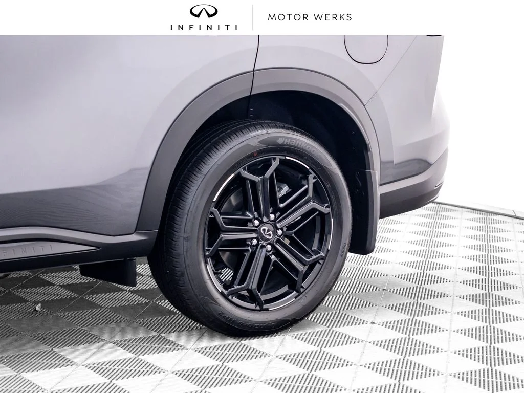 New 2027 2T GRPT SHDW INFINITI Sport AWD image 35