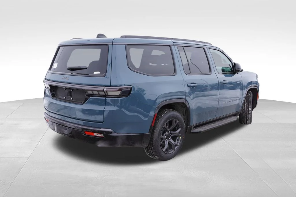 New 2026 Steel Blue Jeep Limited Altitude image 3