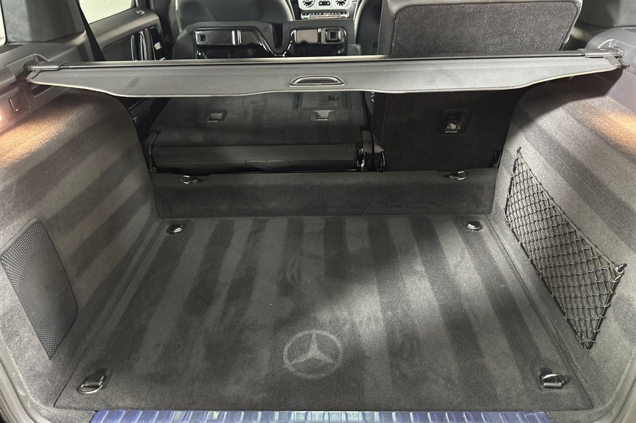 Certified Used 2025 Obsidian Black Metallic Mercedes-Benz G 550 image 14