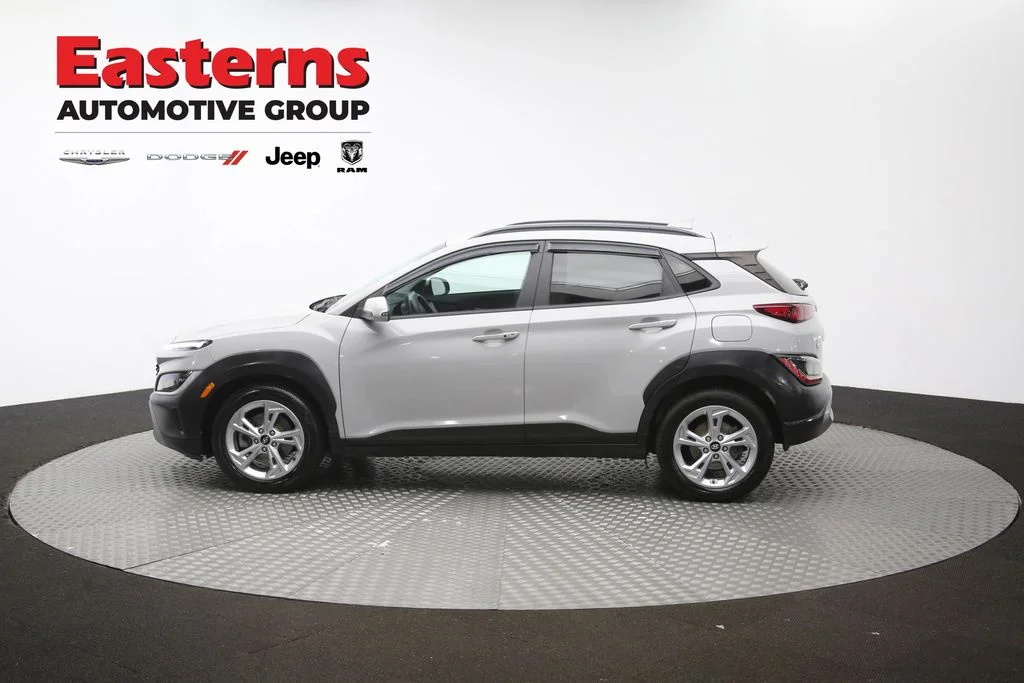 Used 2022 Silver Hyundai SEL image 60