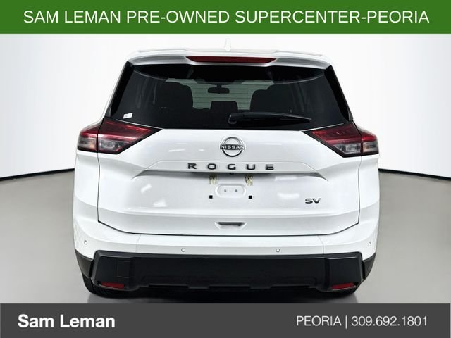 Used 2024 White Nissan SV image 6
