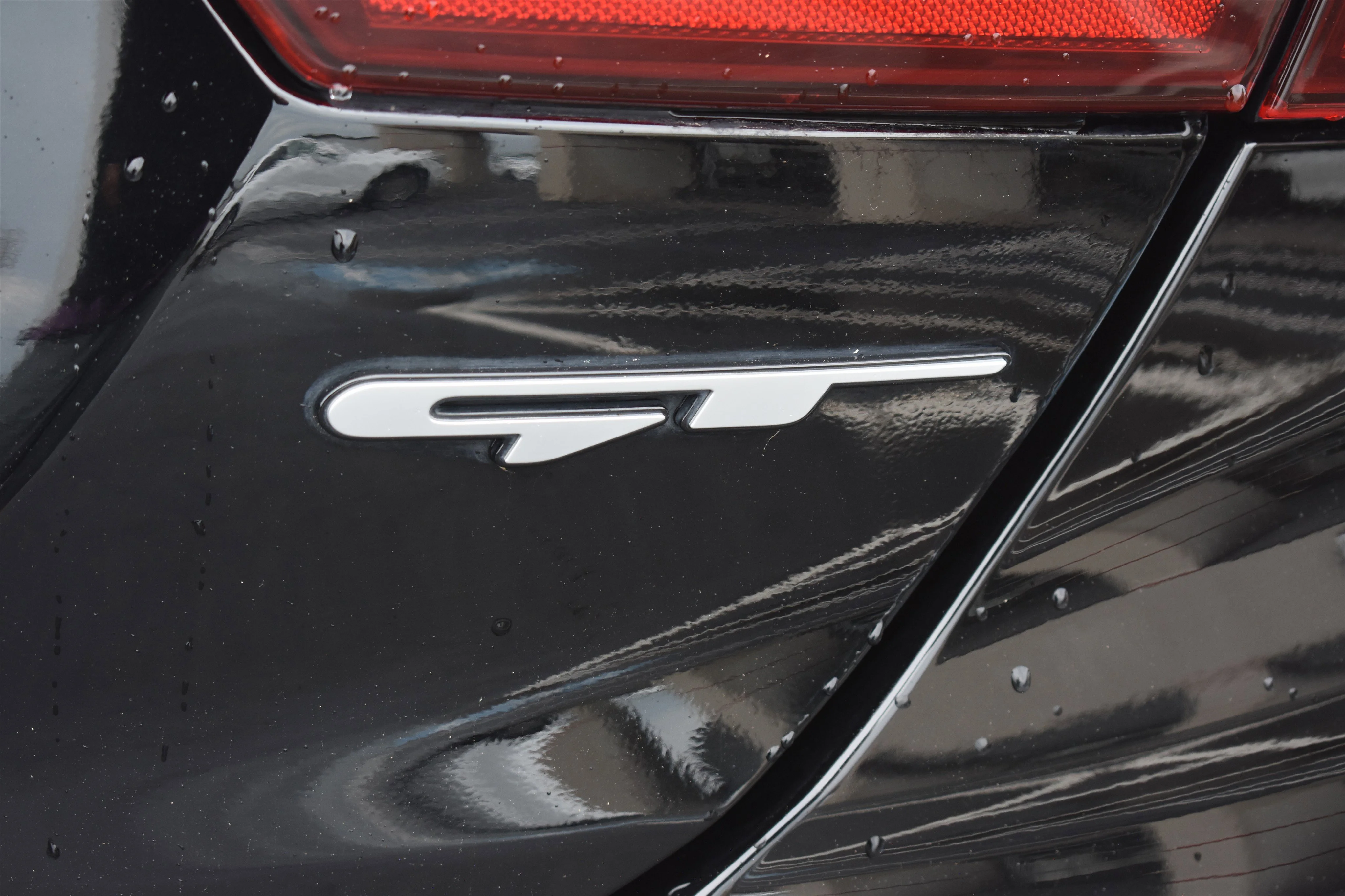 Used 2024 Aurora Black Kia GT image 8