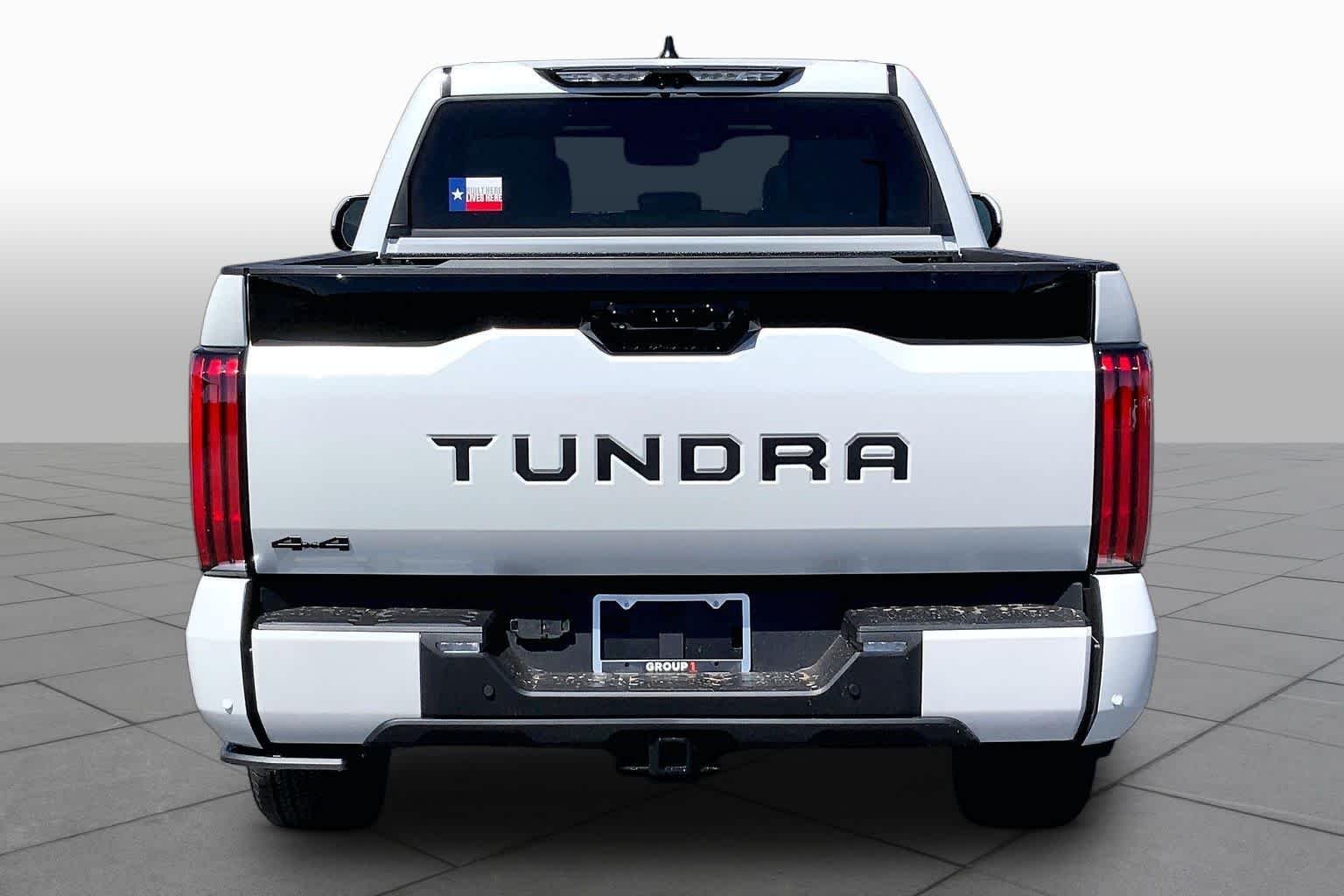 New 2026 Wind Chill Pearl Toyota Platinum image 4