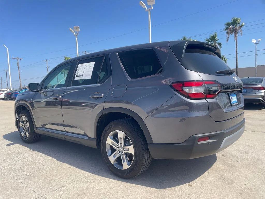 Used 2025 Gray Honda EX-L image 3