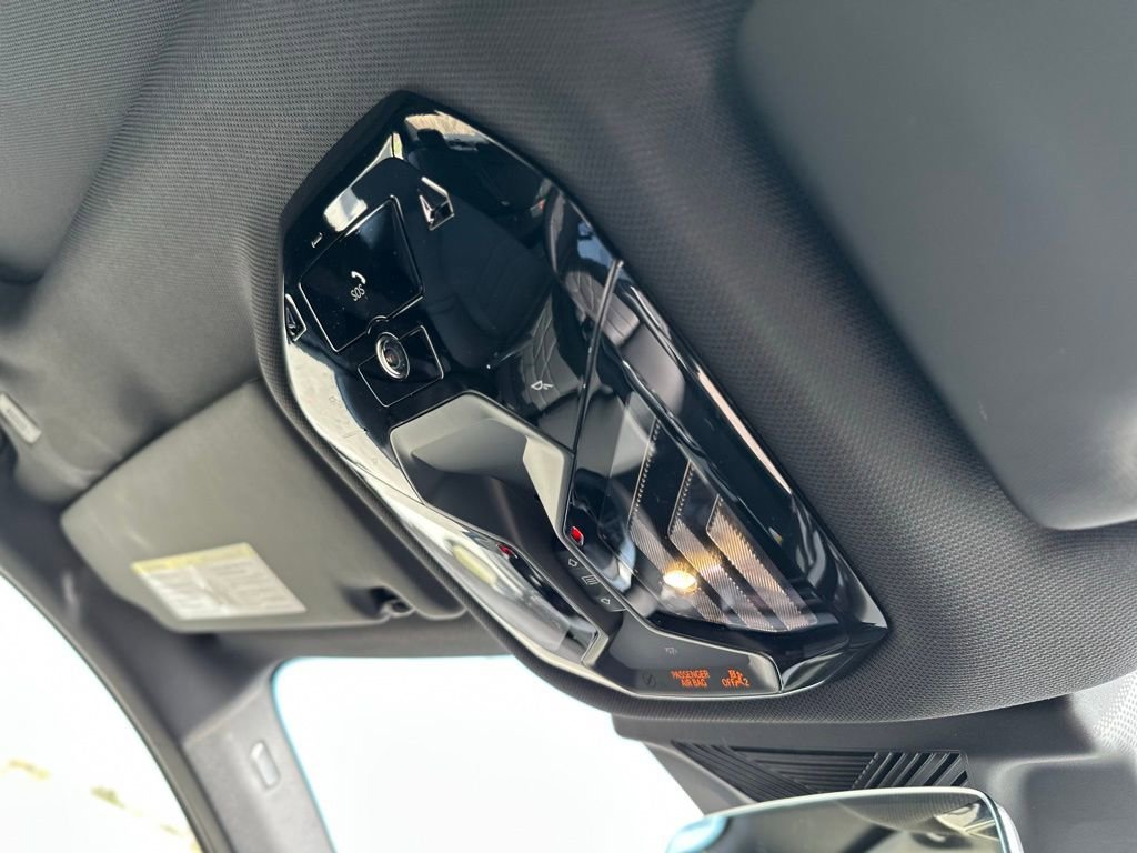 New 2026 Oxide Grey Metallic BMW 530i xDrive image 26