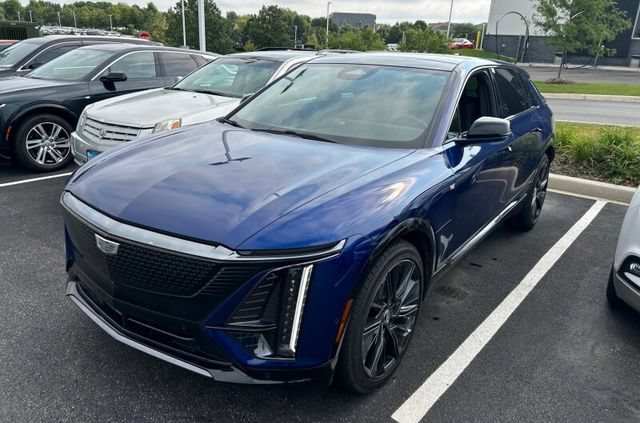 2024 Cadillac LYRIQ