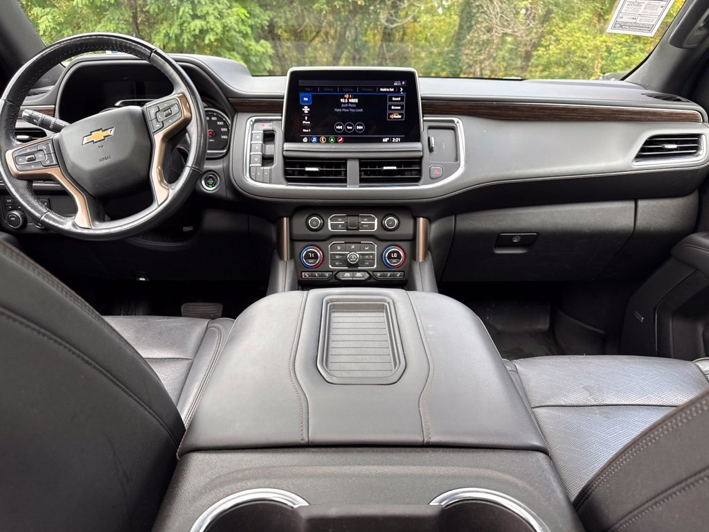 Used 2021 Beige Chevrolet High Country image 19