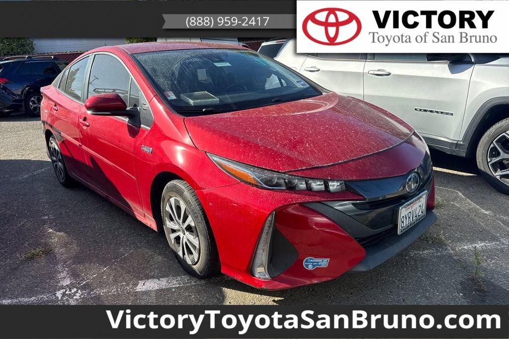 2022 Toyota Prius Prime LE's photo