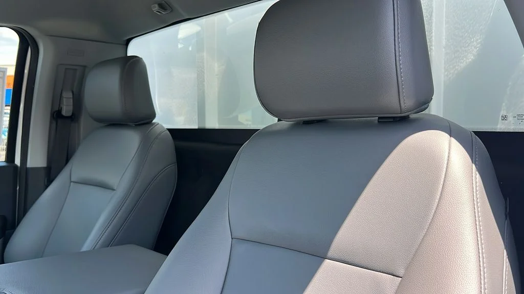 New 2024 Oxford White Ford F-450® XL image 12