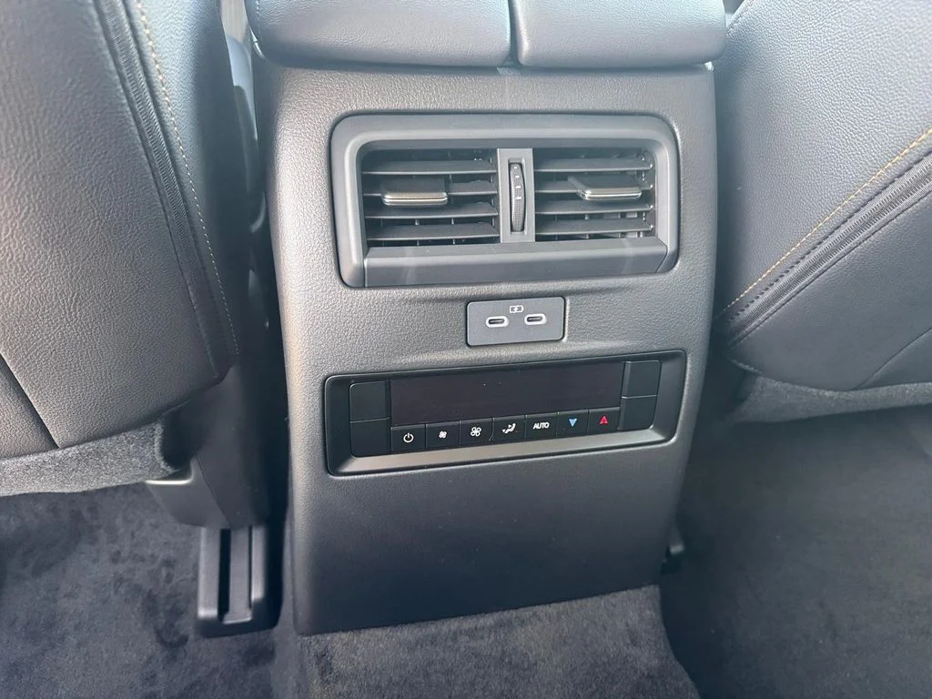 New 2026 Deep Crystal Blue Mica Mazda 3.3 Turbo Select image 10